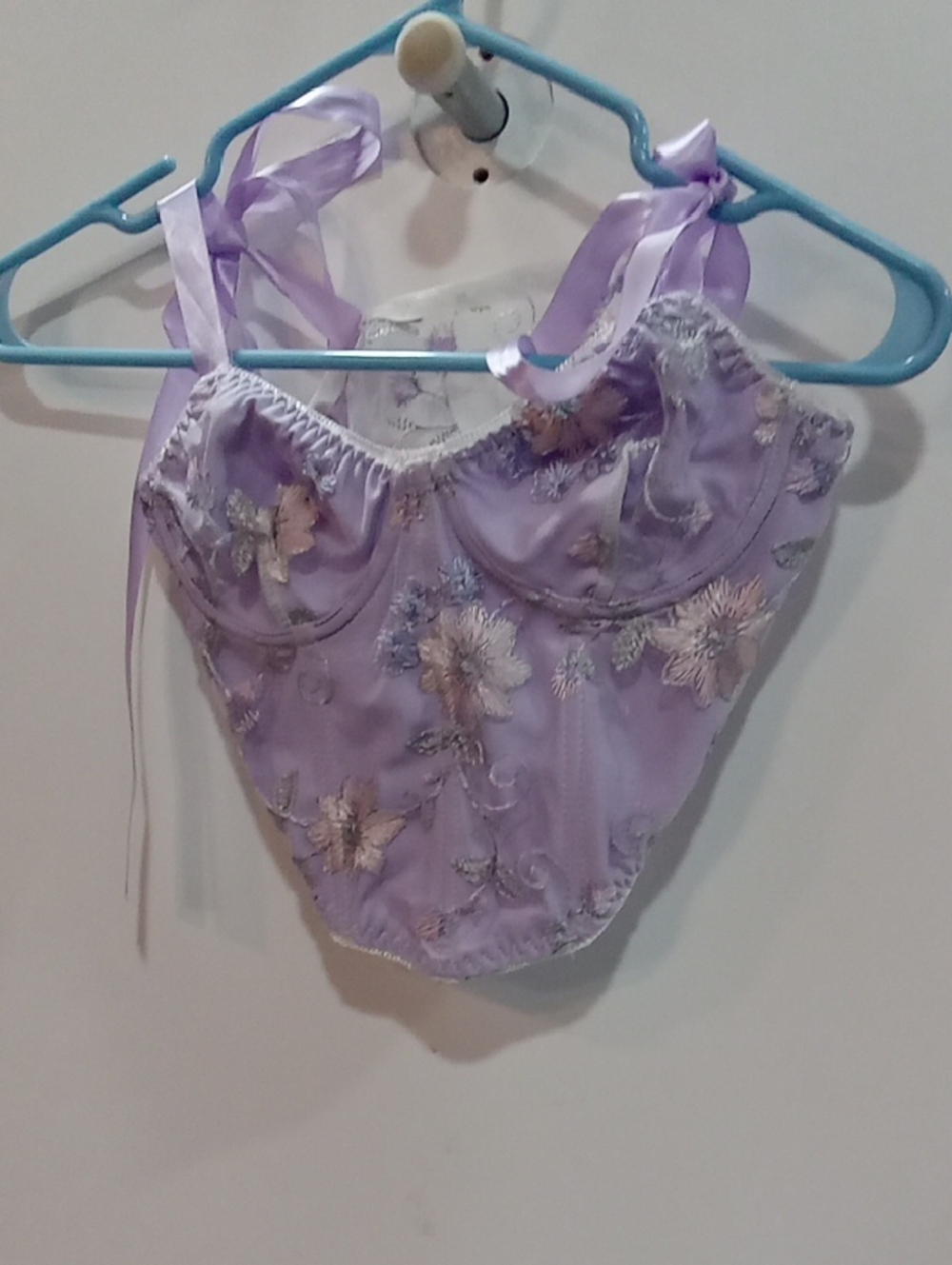(58) ROMWE Lavender Floral Embroidered Satin Bustier Top